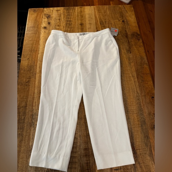 Kasper white textured ankle Dress Pants 16P petite front pleat NEW NWT